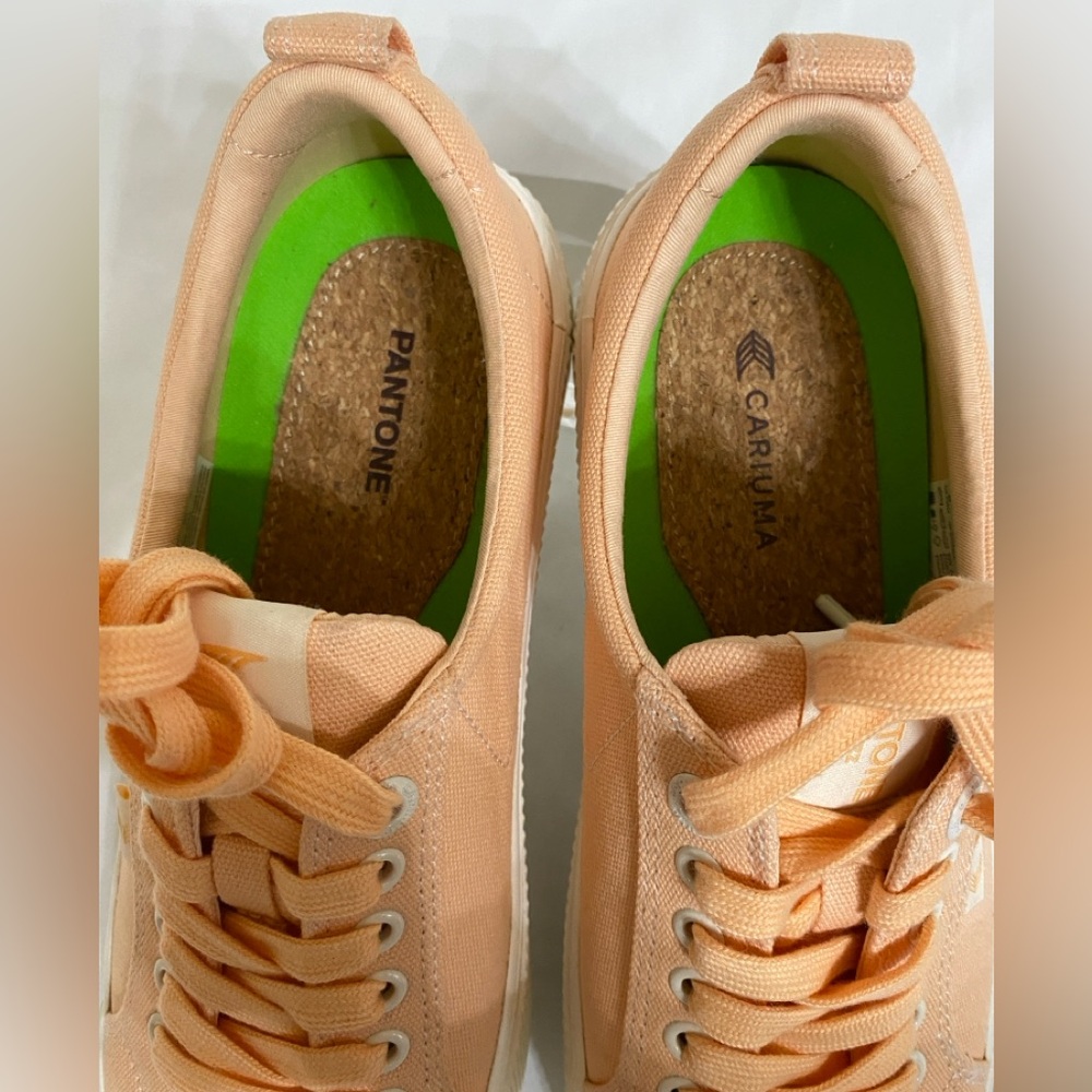 Cariuma Peach Canvas PANTONE OCA LOW VEGAN SNEAKERS, Peach/Wht Unisex: M8 W9.5 - Picture 6 of 14
